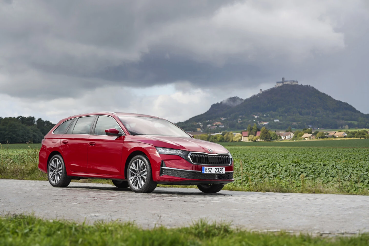 Škoda Octavia s polnim hibridnim pogonom
